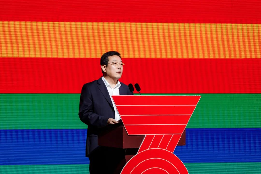 河南建筑产业发展论坛暨河南安博电子成立70周年庆祝大会圆满举行(图8) 图片